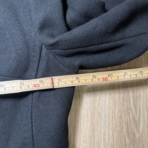 Aritzia Babaton Wool Cashmere Tailored Coat – Italian Milior Buttons – Size S - Picture 15 of 16